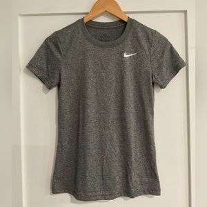 Women’s Dri-Fit Nike short sleeve tee shirt - XS